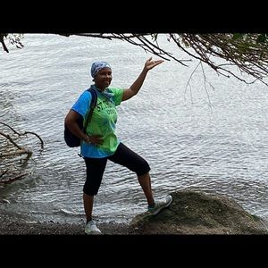 Meet your Posher, Lucy